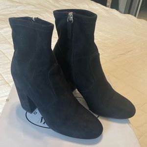 Black Steve Madden booties